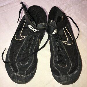 Nike Youth Speedsweep VII Wrestling Shoes Black & White, Size 12